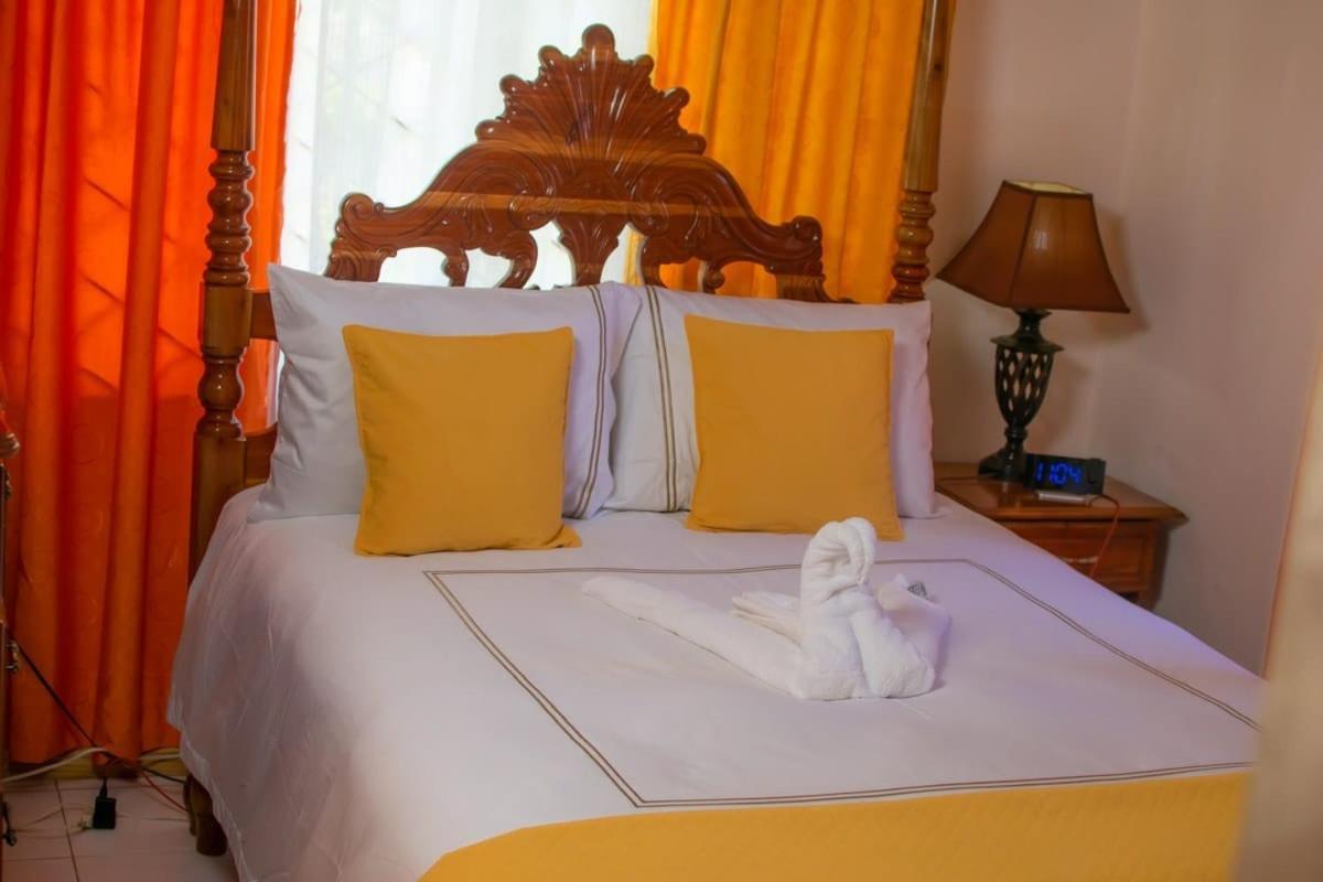 Windbreak Villa Buff Bay Экстерьер фото